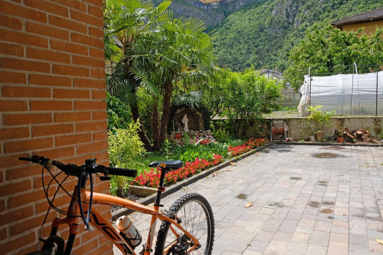 Appartamenti Alle 5 Torri Mezzolombardo Exterior photo